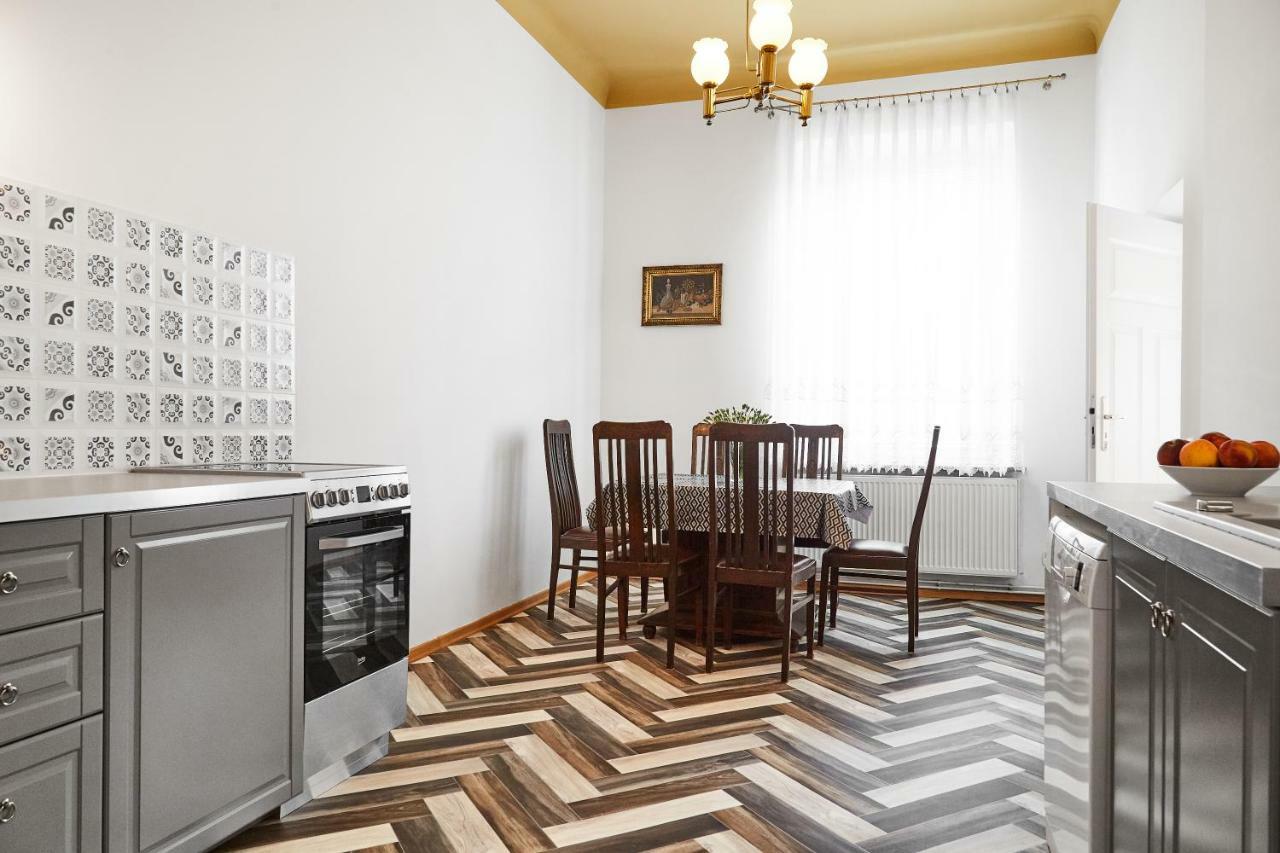 קרקוב Top Location Apartments Topolowa Street מראה חיצוני תמונה
