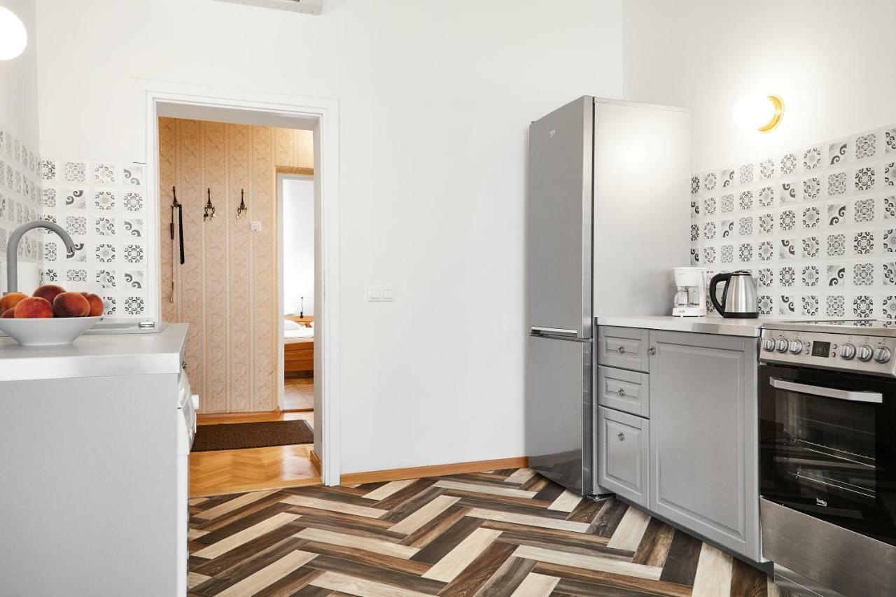קרקוב Top Location Apartments Topolowa Street מראה חיצוני תמונה